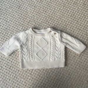 Baby Gap cream cable knot sweater 0-3